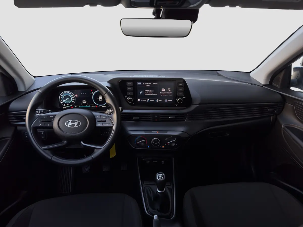 1.2 MPI 84pk Comfort | Airco | Camera | Carplay | Cruise control | Dodehoek detectie | Navigatie | Parkeersensoren | Digitaal cockpit | Lichtmetalen velgen