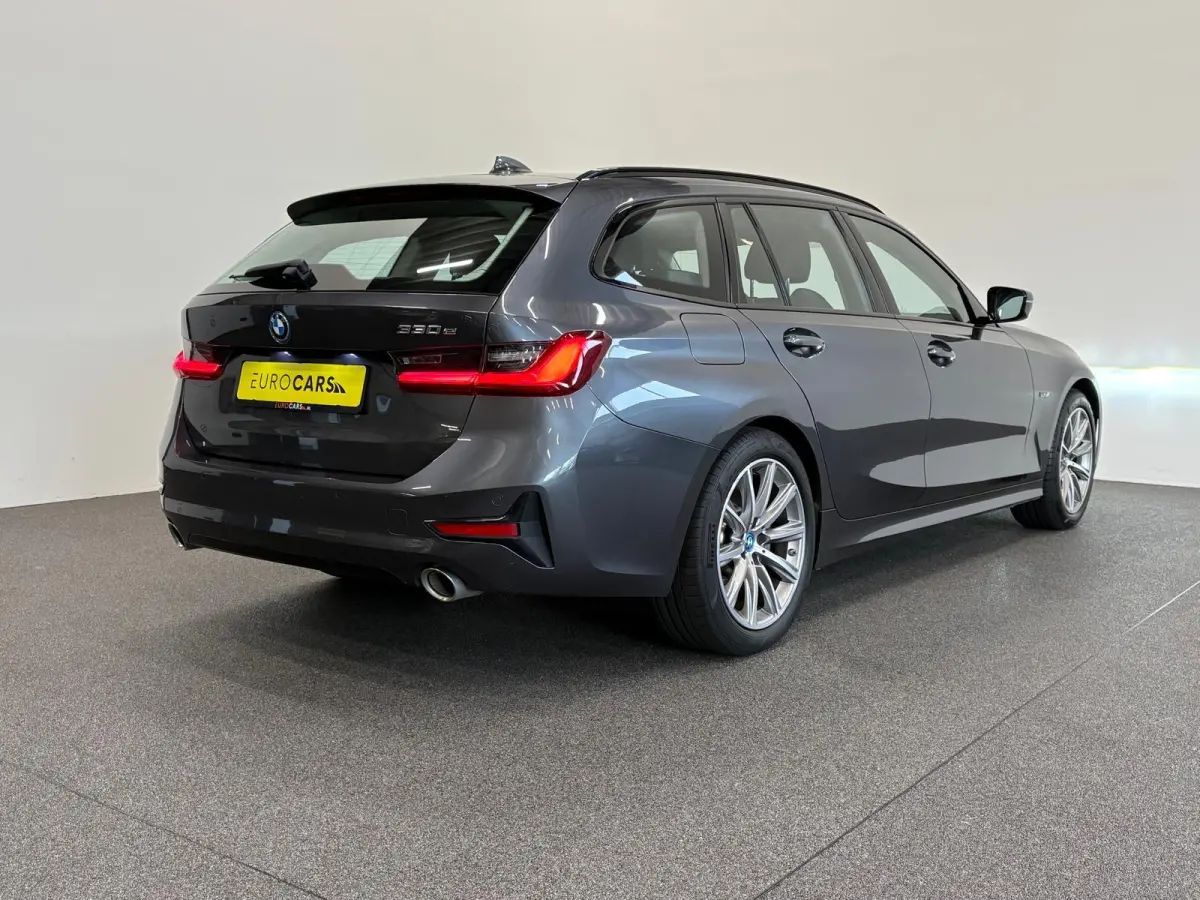 330e Sportline Automaat 292pk Airco Navi Carplay PDC VA Adaptive Cruise Control Stoel/Stuurwielverwarming Full LED BMW HiFi