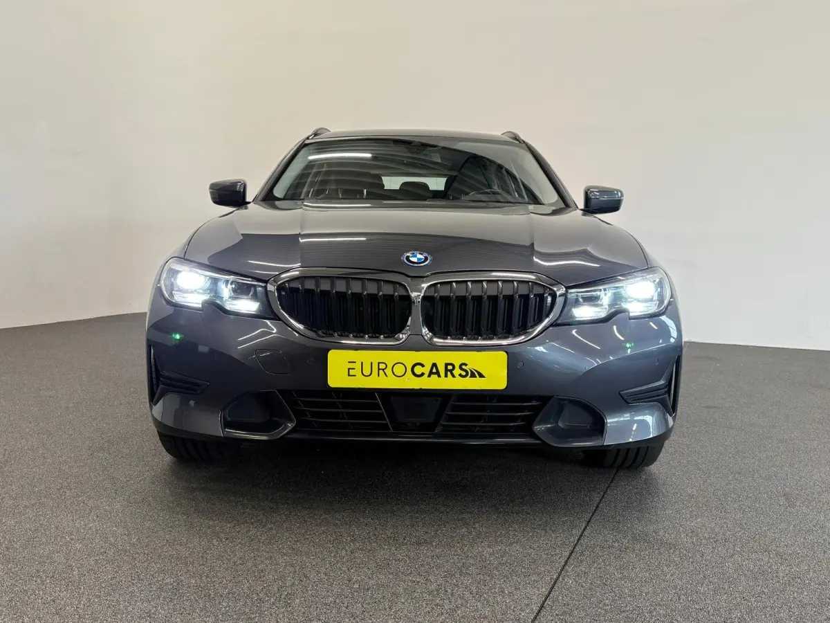 330e Sportline Automaat 292pk Airco Navi Carplay PDC VA Adaptive Cruise Control Stoel/Stuurwielverwarming Full LED BMW HiFi