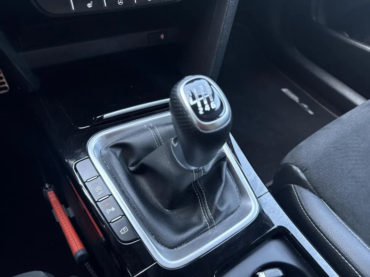 1.0 T-GDi GT-Line PANO/TH *ALL-IN PRIJS*