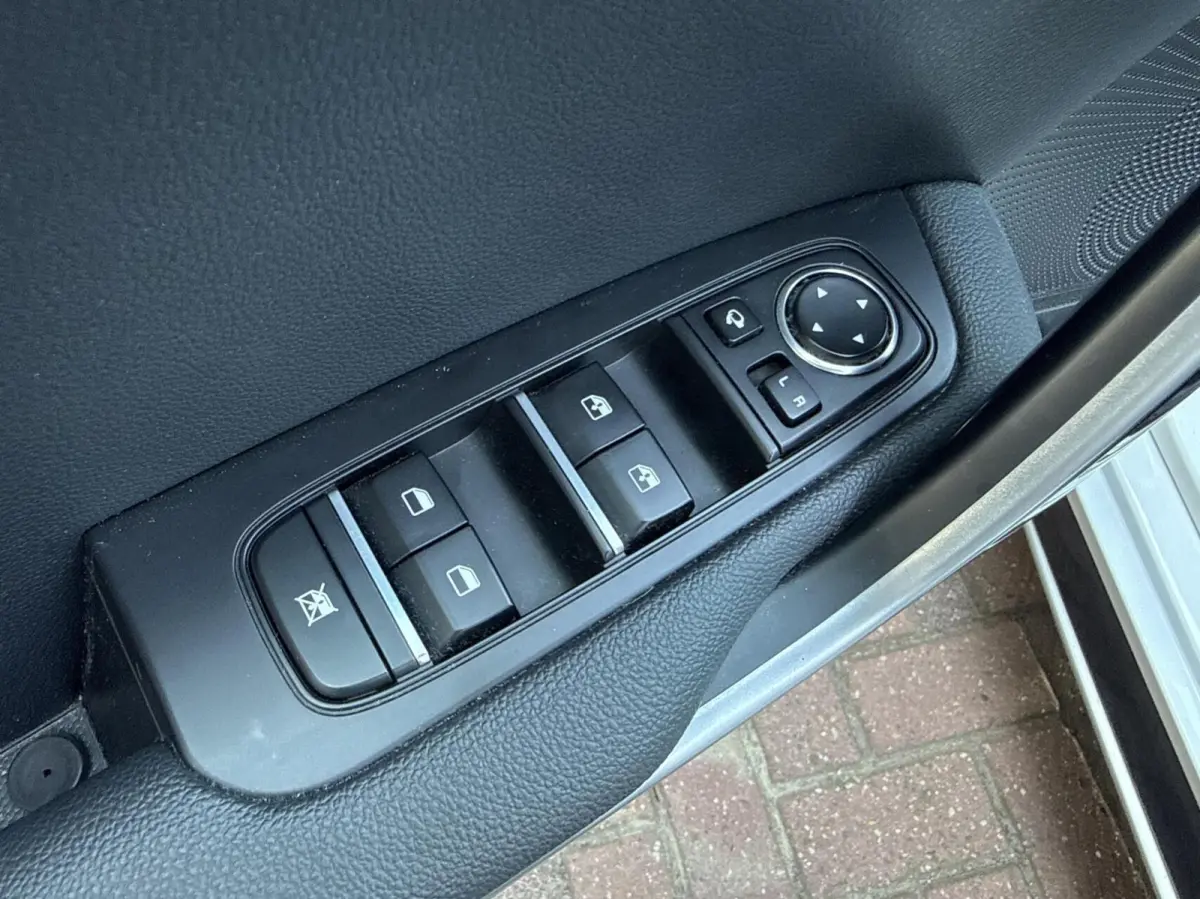 1.0 T-GDi GT-Line PANO/TH *ALL-IN PRIJS*