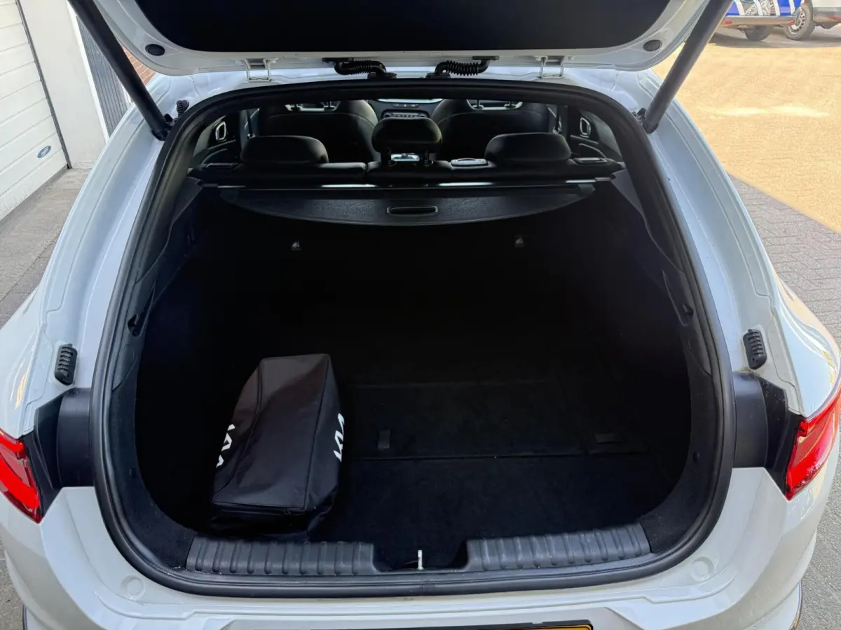 1.0 T-GDi GT-Line PANO/TH *ALL-IN PRIJS*