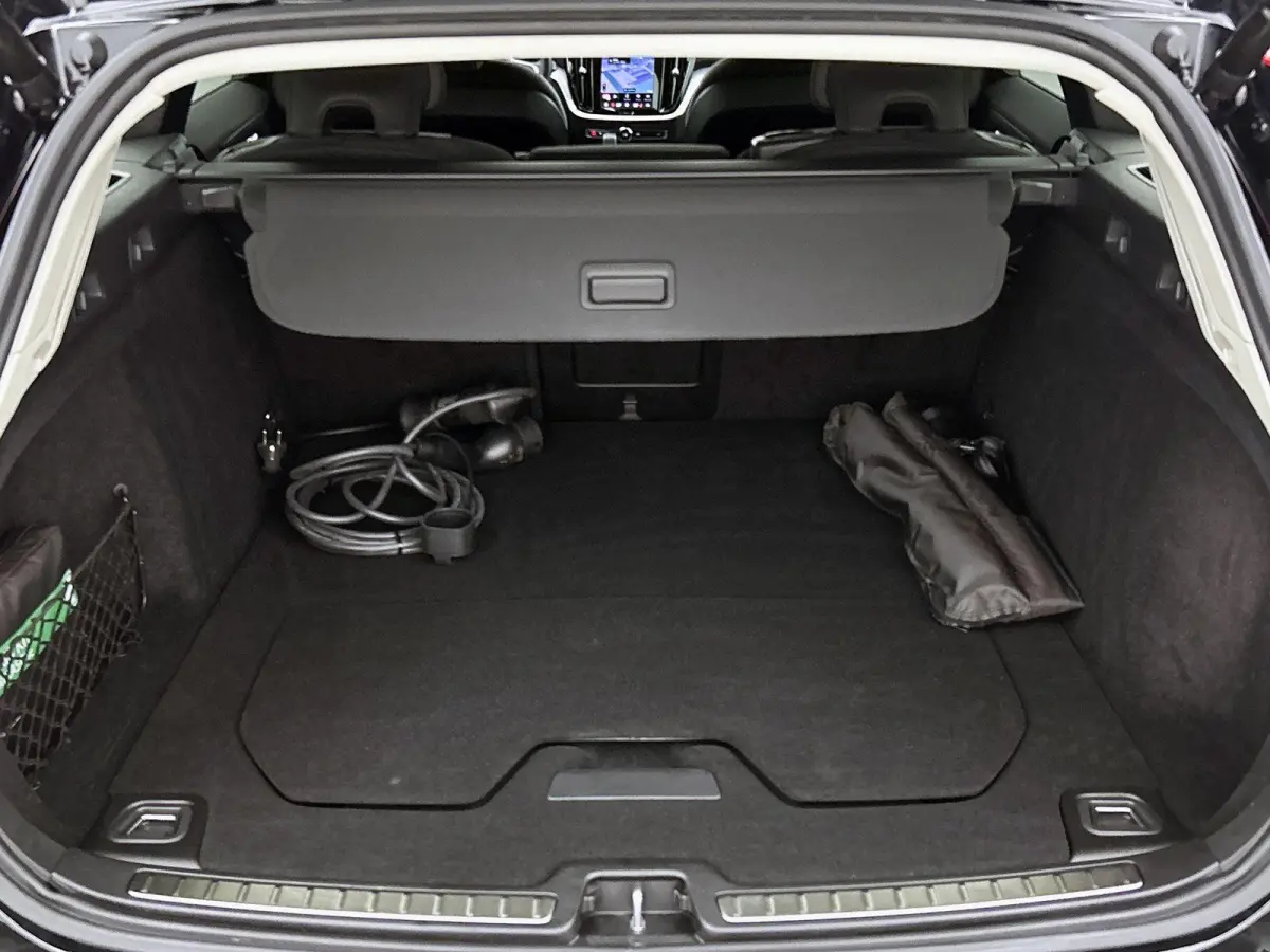 T6 PHEV 4x4 Core Aut. | STOELVERWARMING | STUURVERWARMING | ACHTERUITRIJCAMERA | APPLE CARPLAY | NAVIGATIE |