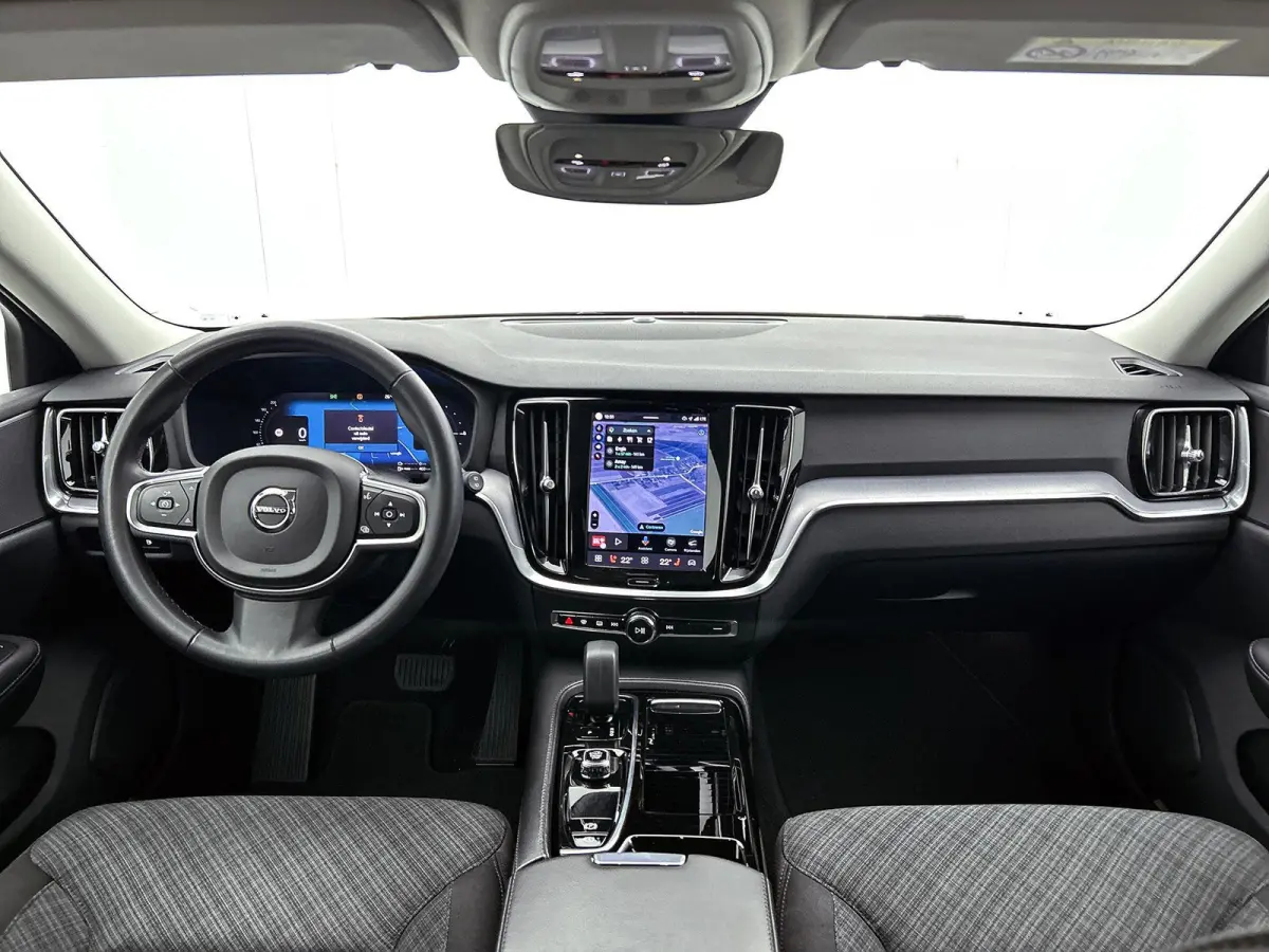 T6 PHEV 4x4 Core Aut. | STOELVERWARMING | STUURVERWARMING | ACHTERUITRIJCAMERA | APPLE CARPLAY | NAVIGATIE |