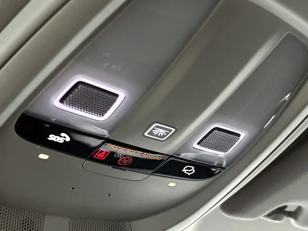 T6 PHEV 4x4 Core Aut. | STOELVERWARMING | STUURVERWARMING | ACHTERUITRIJCAMERA | APPLE CARPLAY | NAVIGATIE |