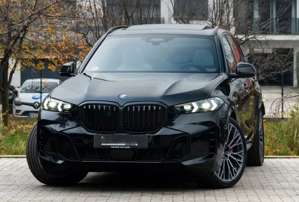 xDrive50e M-SPORT Pro ** LED, GRAU LEDER, NAVI+, PANO, DR.ASS+, TREKH, 22-invh LMV, LUCHT ** Ex BMW - UNFALLFREI ** ** INFORMEER OOK NAAR ONZE AANTREKKELIJKE FINANCIAL-LEASE TARIEVEN **
