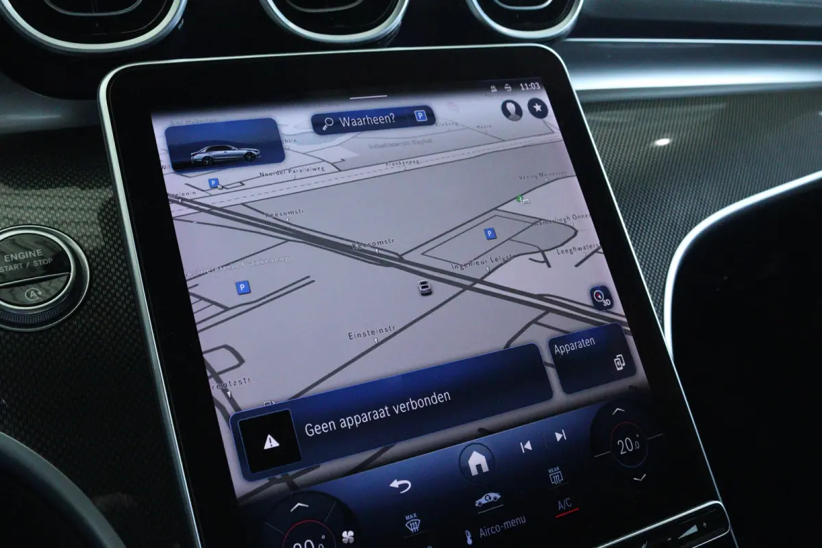 300 AMG Line | Cruise Control | Trekhaak | Stoelverwarming | Navi | Carplay | Sfeerverlichting | 19 Inch | LED | Camera |