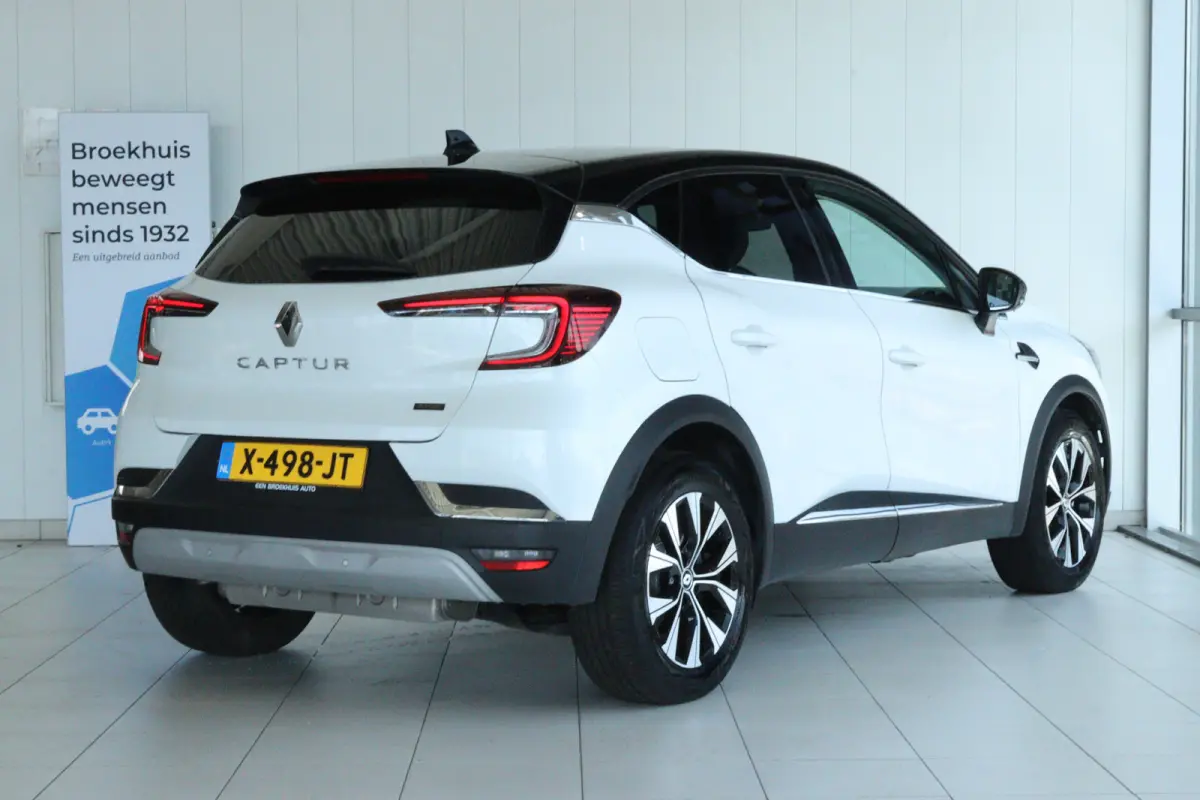 1.6 E-Tech plug-in hybrid 160 techno | Cruise Control | Climate Control | Camera | Navigatie | Carplay | LED | Keyless | LMV