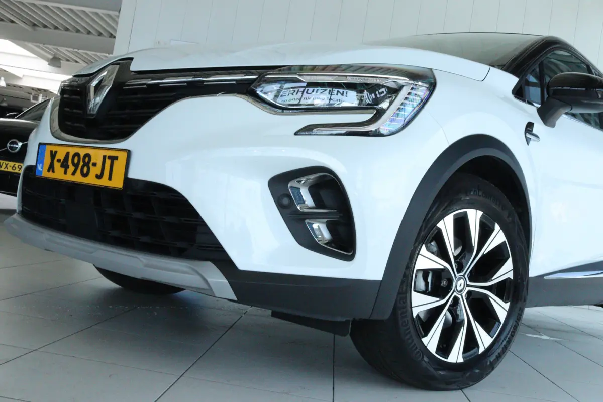 1.6 E-Tech plug-in hybrid 160 techno | Cruise Control | Climate Control | Camera | Navigatie | Carplay | LED | Keyless | LMV