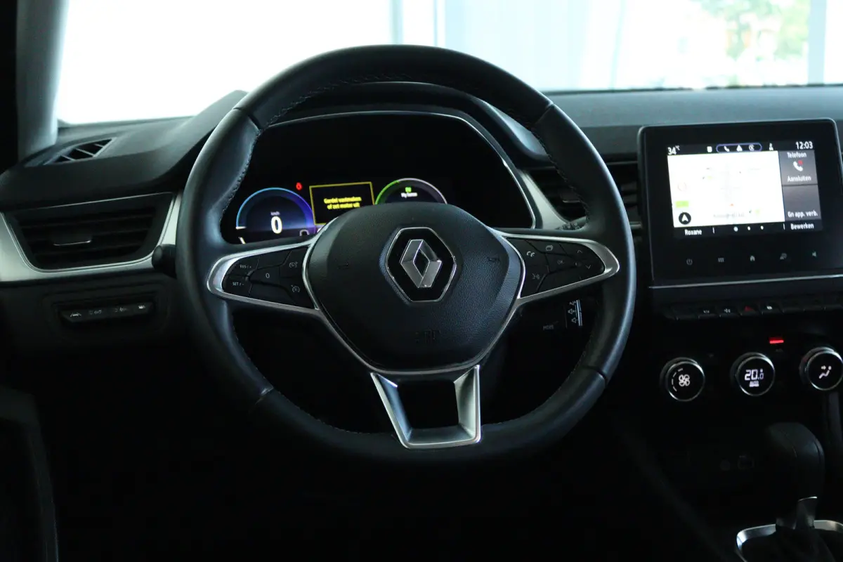 1.6 E-Tech plug-in hybrid 160 techno | Cruise Control | Climate Control | Camera | Navigatie | Carplay | LED | Keyless | LMV