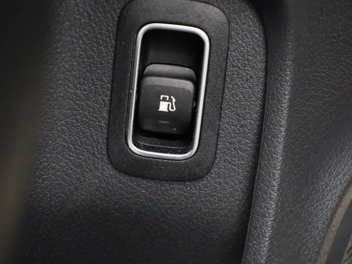 A 250 e Business Solution | ACHTERTUITRIJCAMERA | NAVIGATIE | PARKEERSENSOREN | HALF-LEDER | WIDESCREEN | STOELVERWARMING | LED VERLICHTING | DAB RADIO | LICHTMETALEN VELGEN |