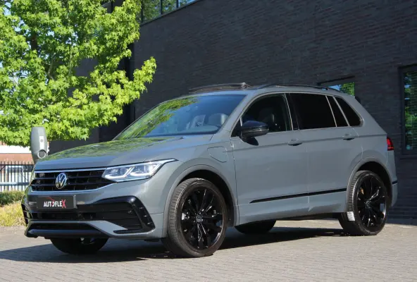 1.4 TSI eHybrid R-Line Business+