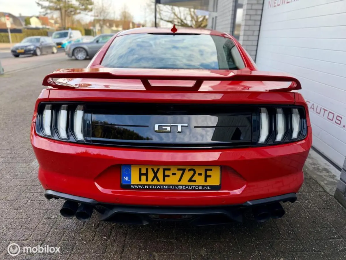 5.0 V8 Performance, 8.451km!