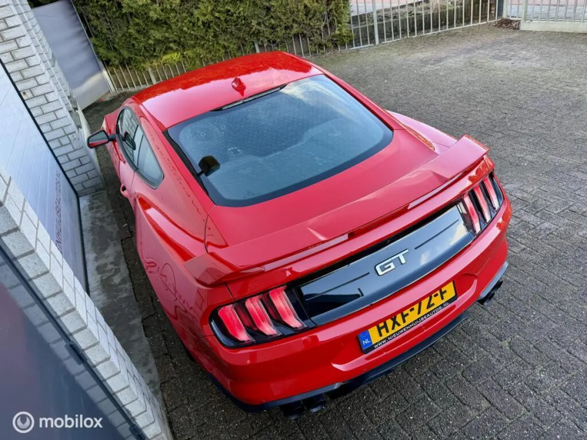5.0 V8 Performance, 8.451km!