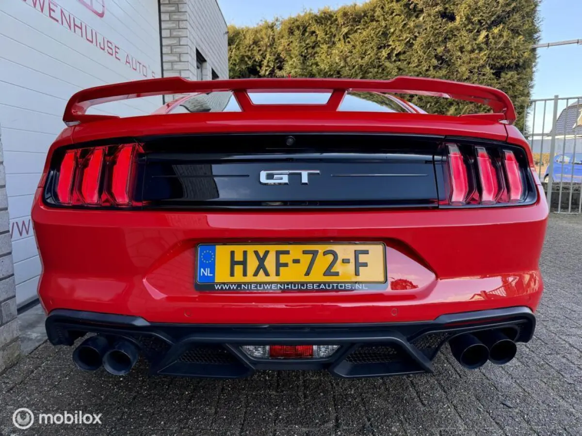 5.0 V8 Performance, 8.451km!