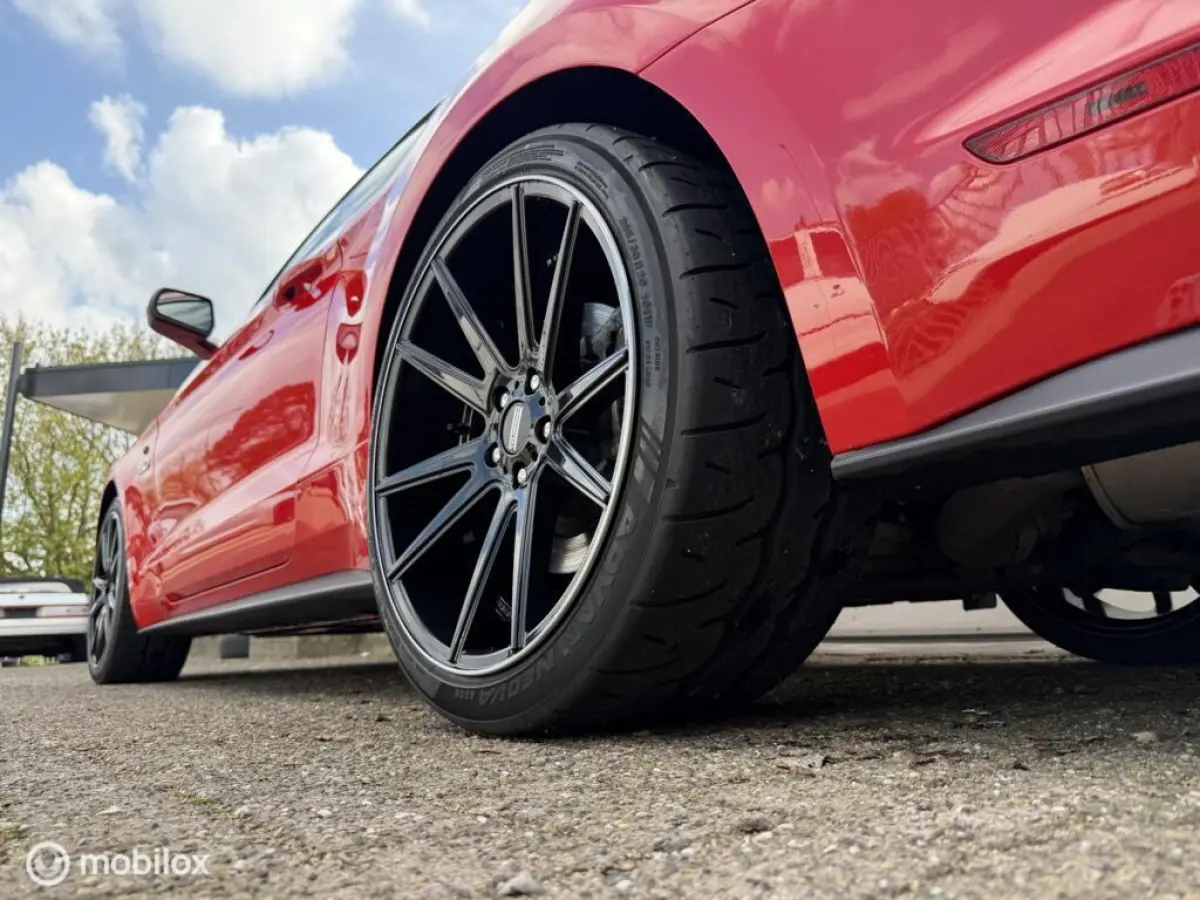 5.0 V8 Performance, 8.451km!