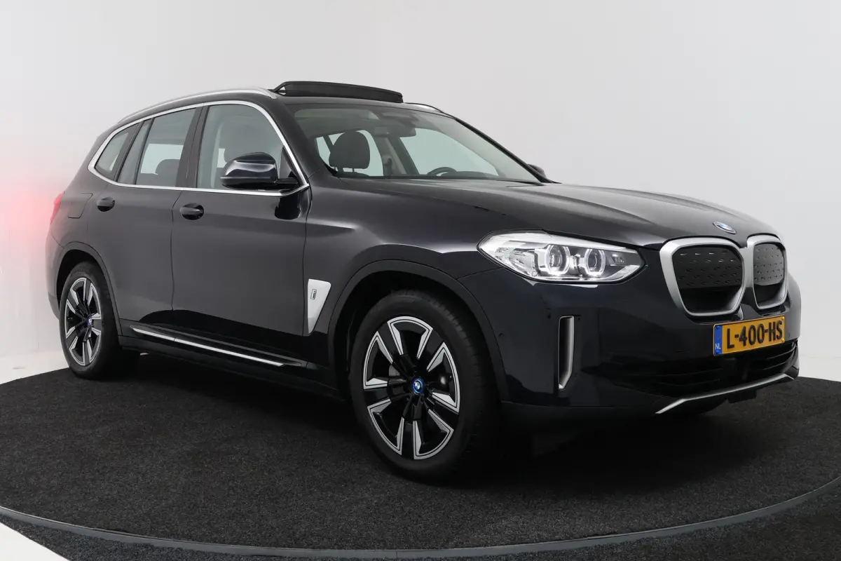 Executive 80 kWh (PANORAMADAK, SFEERVERLICHTING, ADAPTIVE CRUISE, AUTOPILOT, STOELVERWARMING, 1e EIGENAAR)