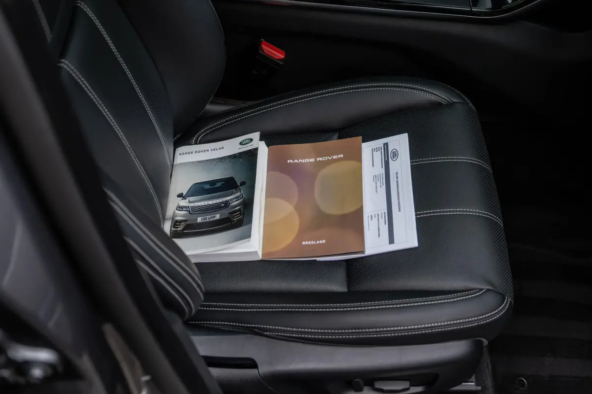 2.0 P300 Turbo AWD R-Dynamic SE ACC Stoelvent. HuD