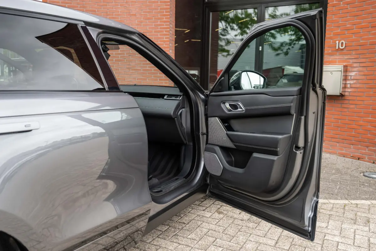 2.0 P300 Turbo AWD R-Dynamic SE ACC Stoelvent. HuD