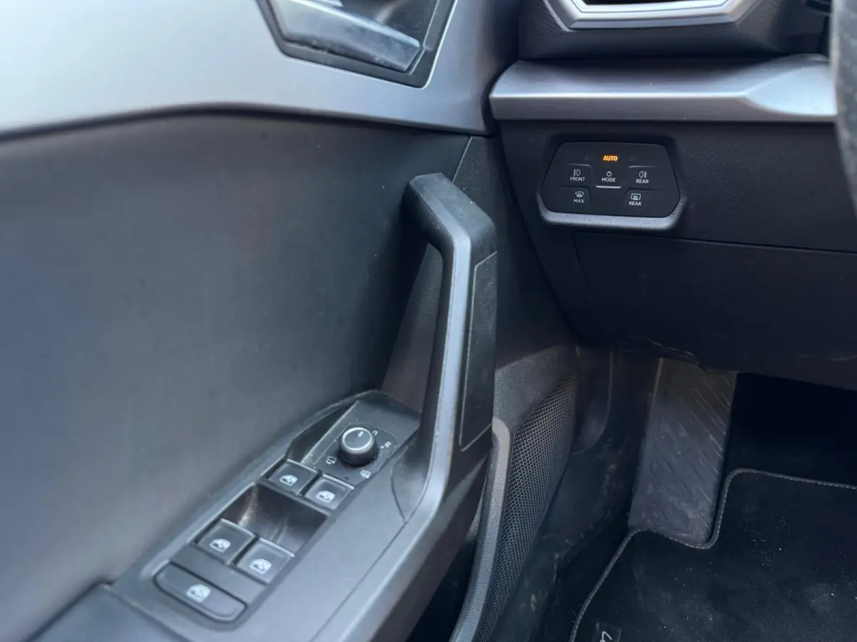 1.5 eTSI FR | Digital Cockpit | LED | Sfeerverlichting | CarPlay | Navigatie | Cruise