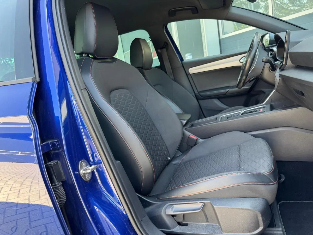 1.5 eTSI FR | Digital Cockpit | LED | Sfeerverlichting | CarPlay | Navigatie | Cruise