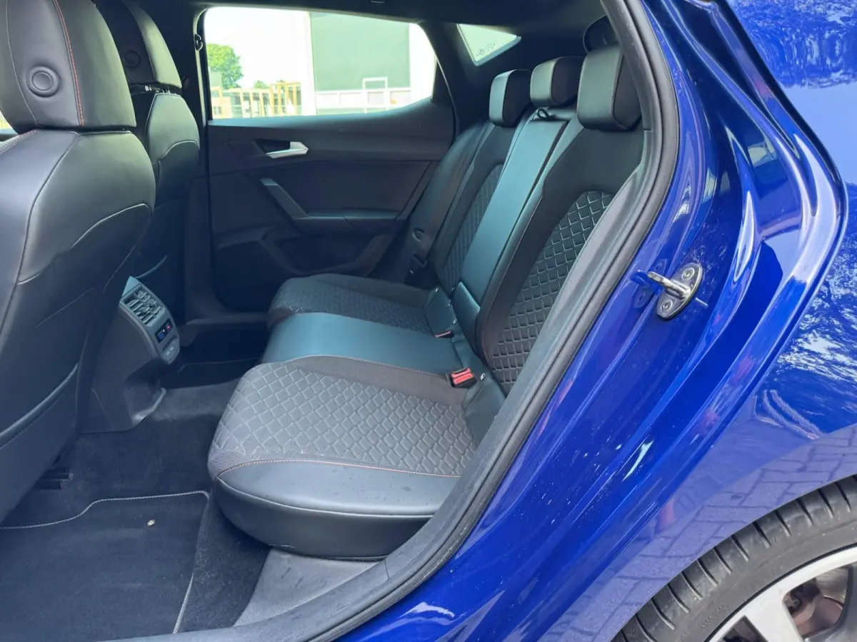 1.5 eTSI FR | Digital Cockpit | LED | Sfeerverlichting | CarPlay | Navigatie | Cruise