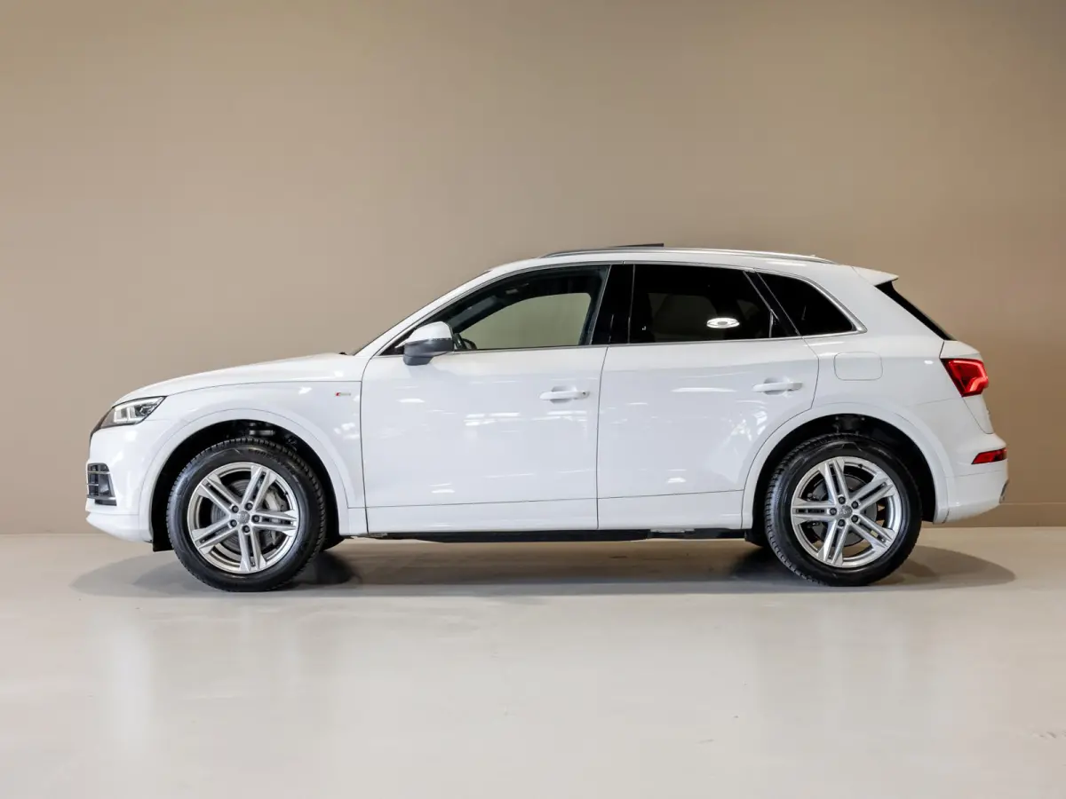55 TFSI e quattro Competition SoH 93,6% 367pk / Panorama dak / Adaptieve cruise control / Navigatie / Achteruitrijcamera / Apple carplay /