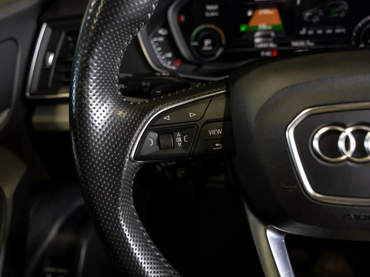 55 TFSI e quattro Competition SoH 93,6% 367pk / Panorama dak / Adaptieve cruise control / Navigatie / Achteruitrijcamera / Apple carplay /