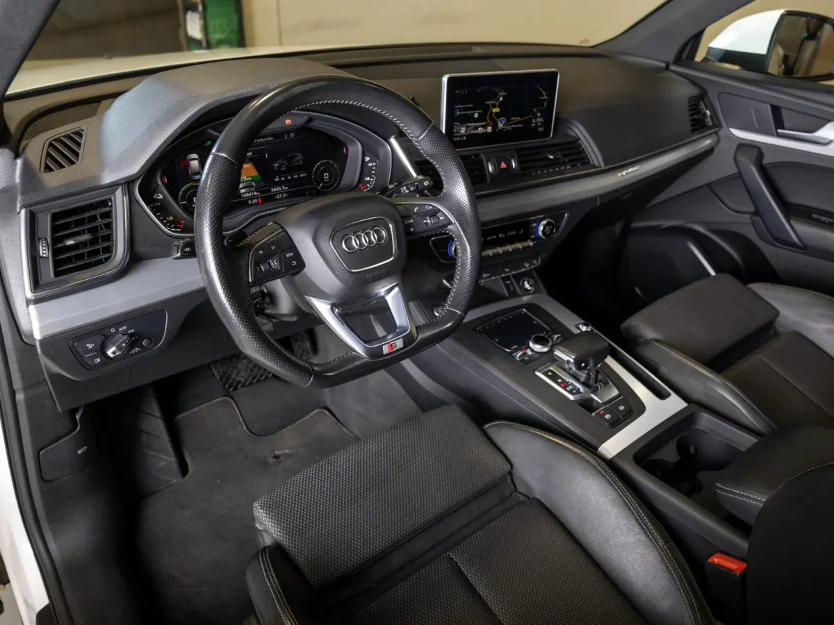 55 TFSI e quattro Competition SoH 93,6% 367pk / Panorama dak / Adaptieve cruise control / Navigatie / Achteruitrijcamera / Apple carplay /