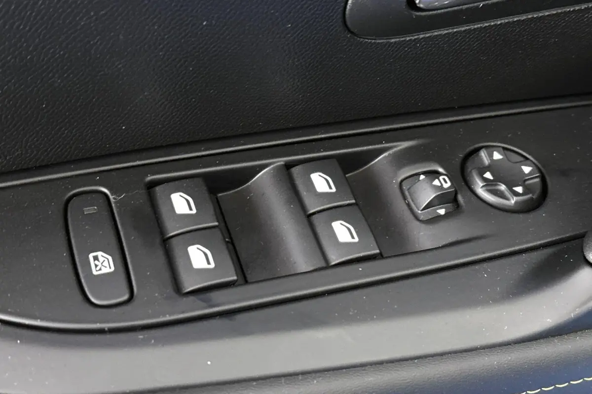 1.2 Hybrid 145 e-DCS6 GT Navigatie Adaptieve Cruise Control Achteruitrijcamera
