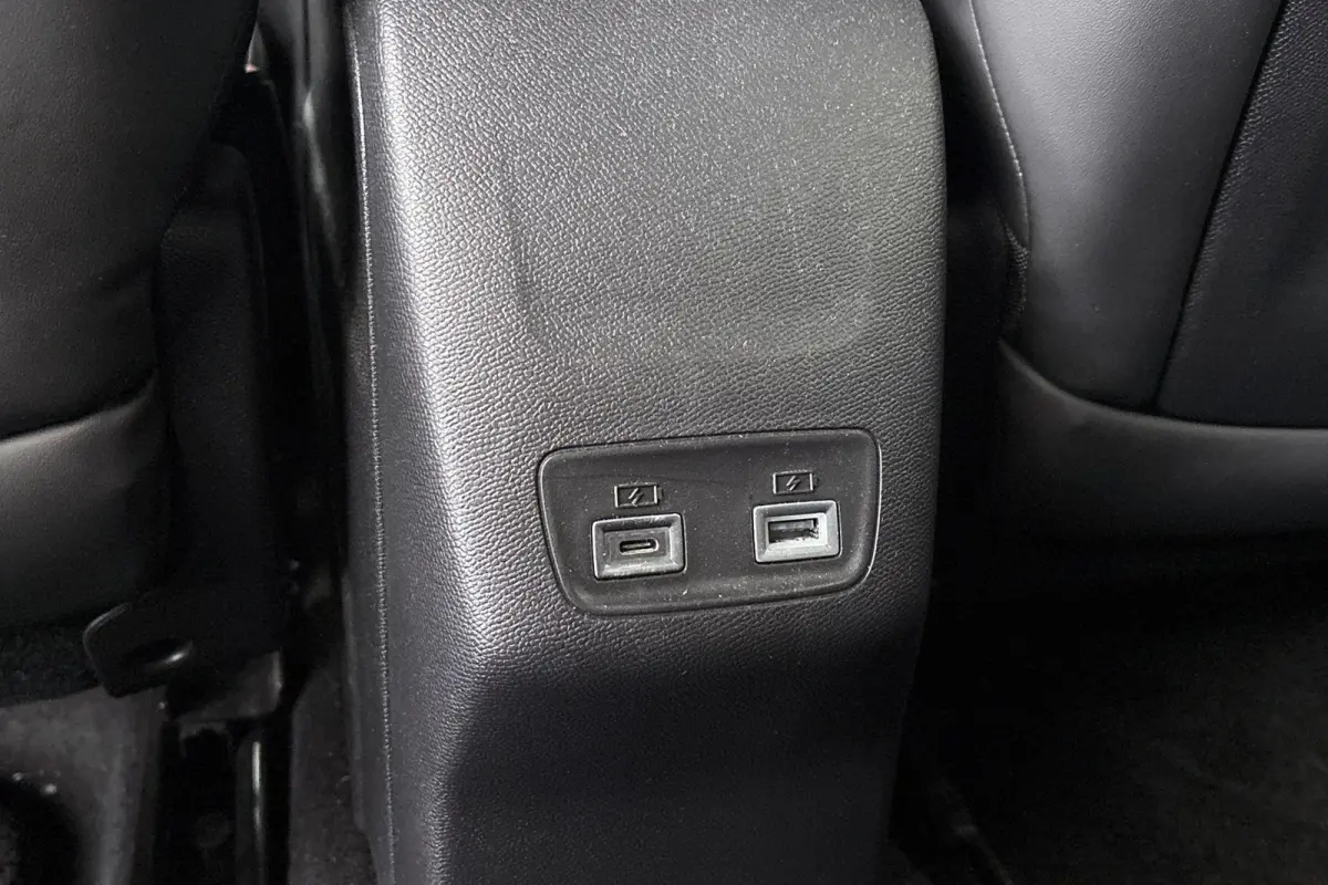 1.2 Hybrid 145 e-DCS6 GT Navigatie Adaptieve Cruise Control Achteruitrijcamera