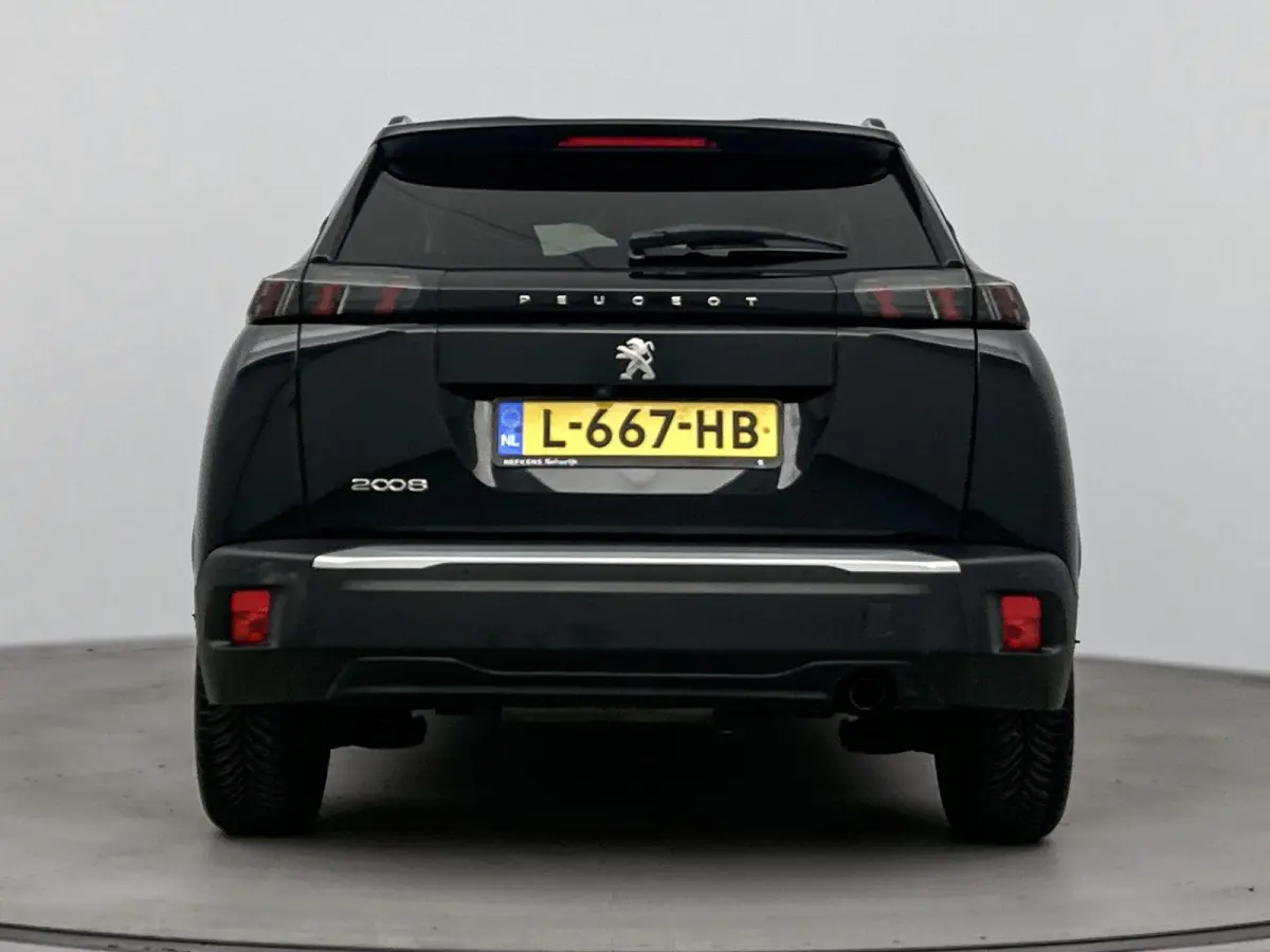 1.2 100pk Allure Pack | 1ste eigenaar | Camera | Navigatie | Lichtmetalen velgen | Cruise control |