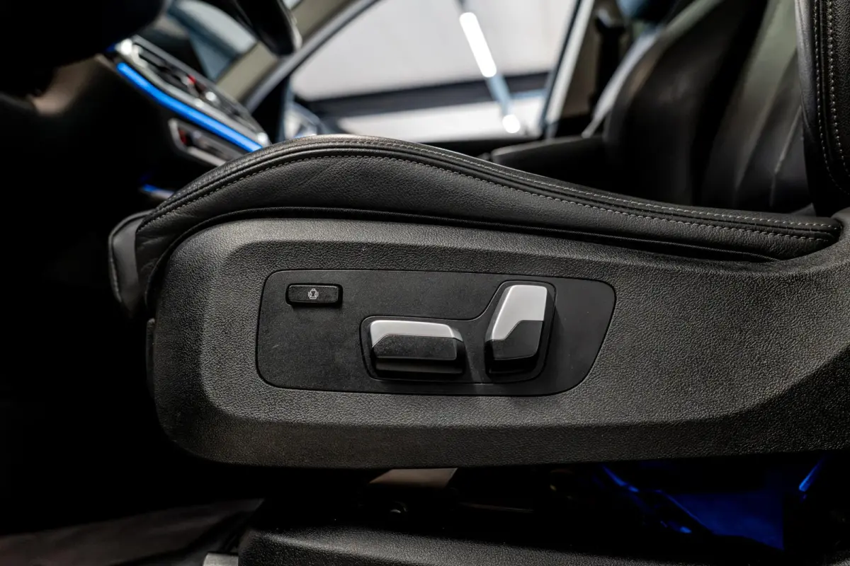 xDrive45e High Executive Pano | Memory | Luchtvering | Elektrische Trekhaak