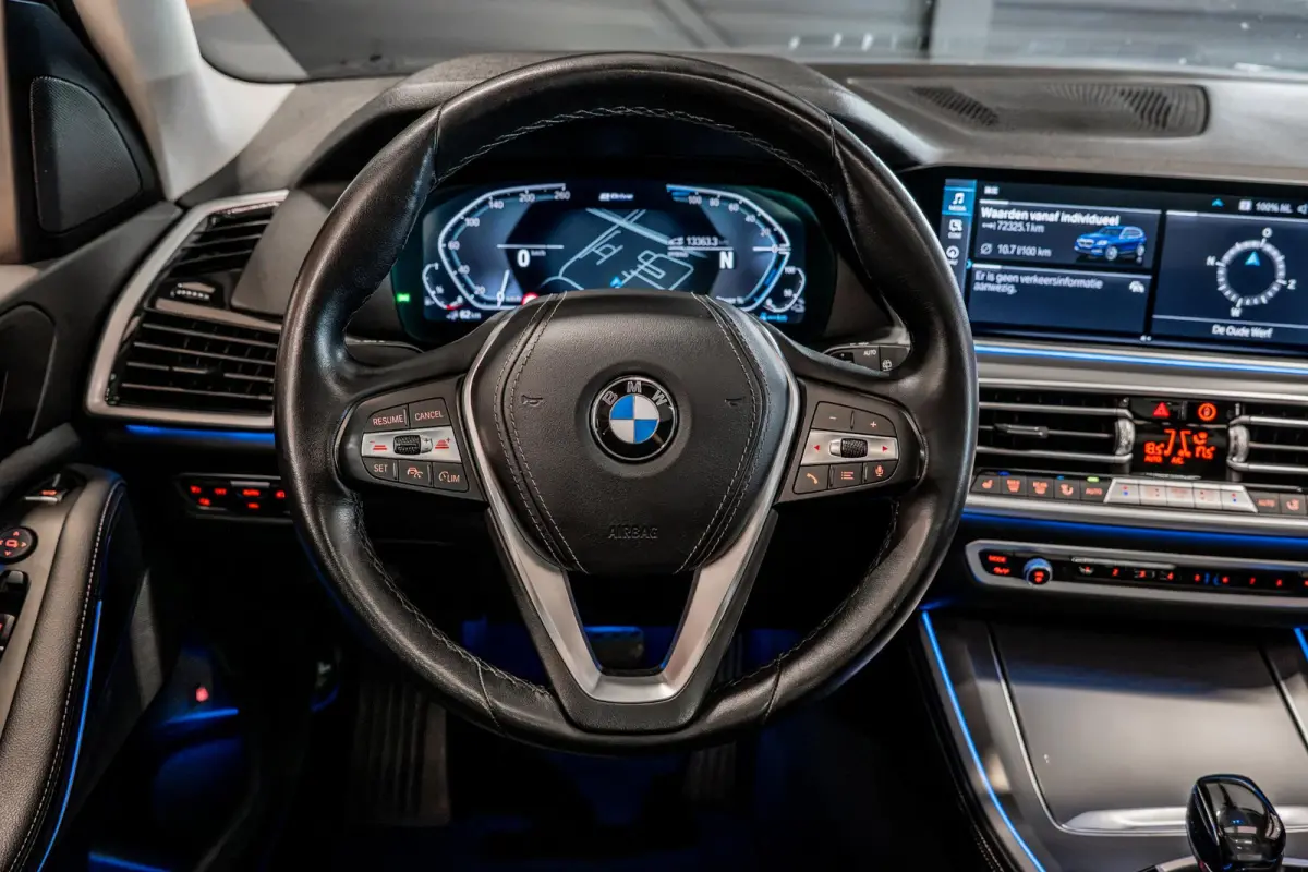 xDrive45e High Executive Pano | Memory | Luchtvering | Elektrische Trekhaak