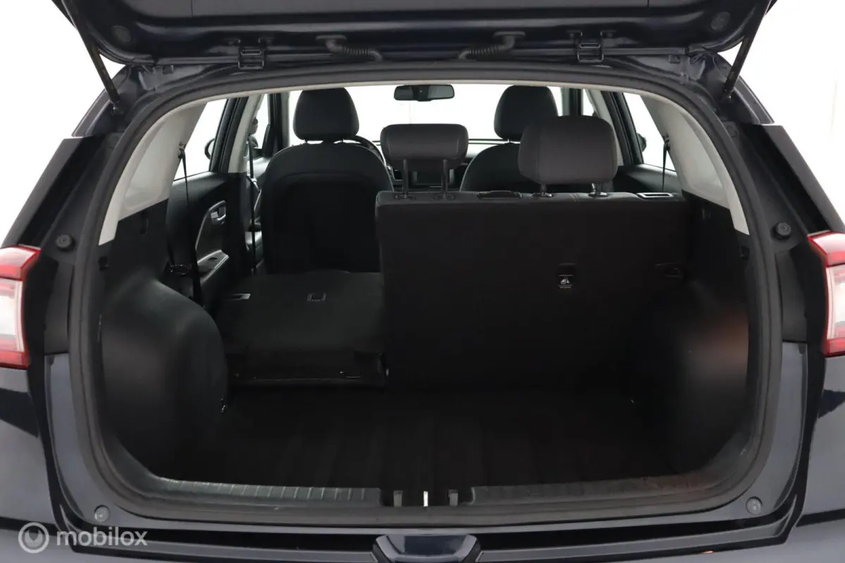 1.6 GDi Hybrid ComfortLine 141pk