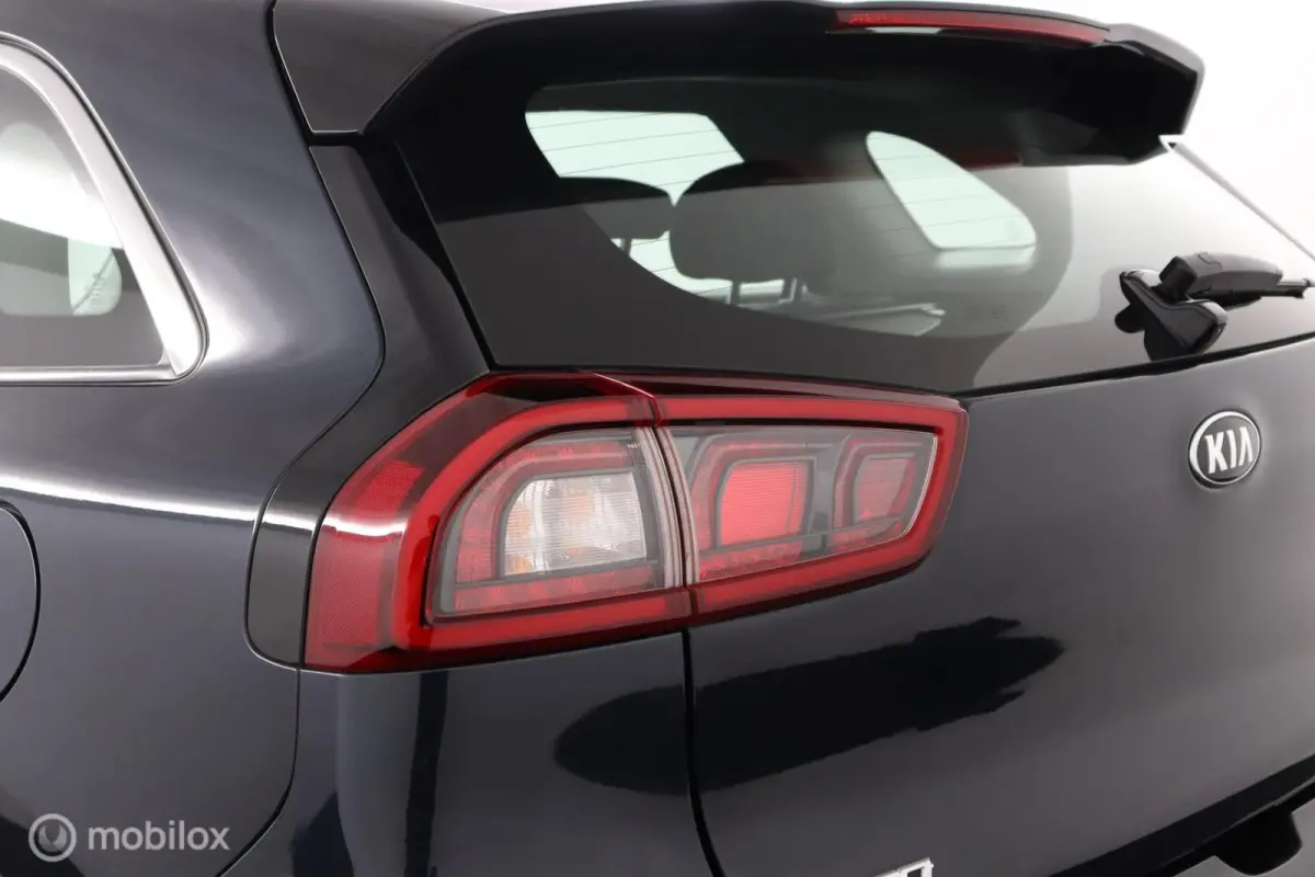 1.6 GDi Hybrid ComfortLine 141pk