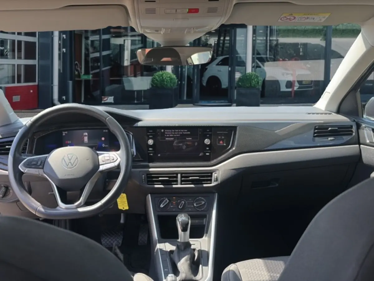1.0 TSI DSG LIFE AFN.TREKHAAK/PDC/DIG-DASH/LED/STOELVERW/NAVI/CARPLAY