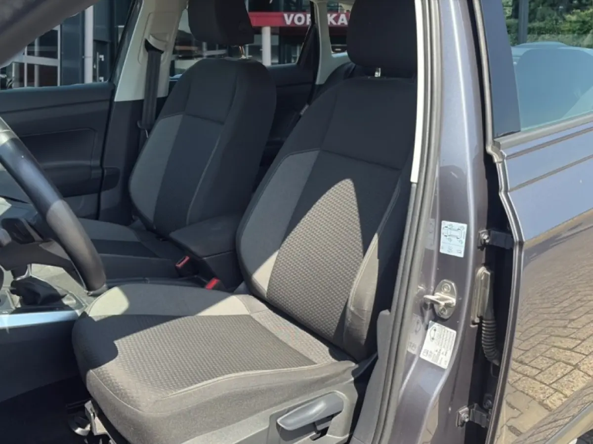 1.0 TSI DSG LIFE AFN.TREKHAAK/PDC/DIG-DASH/LED/STOELVERW/NAVI/CARPLAY