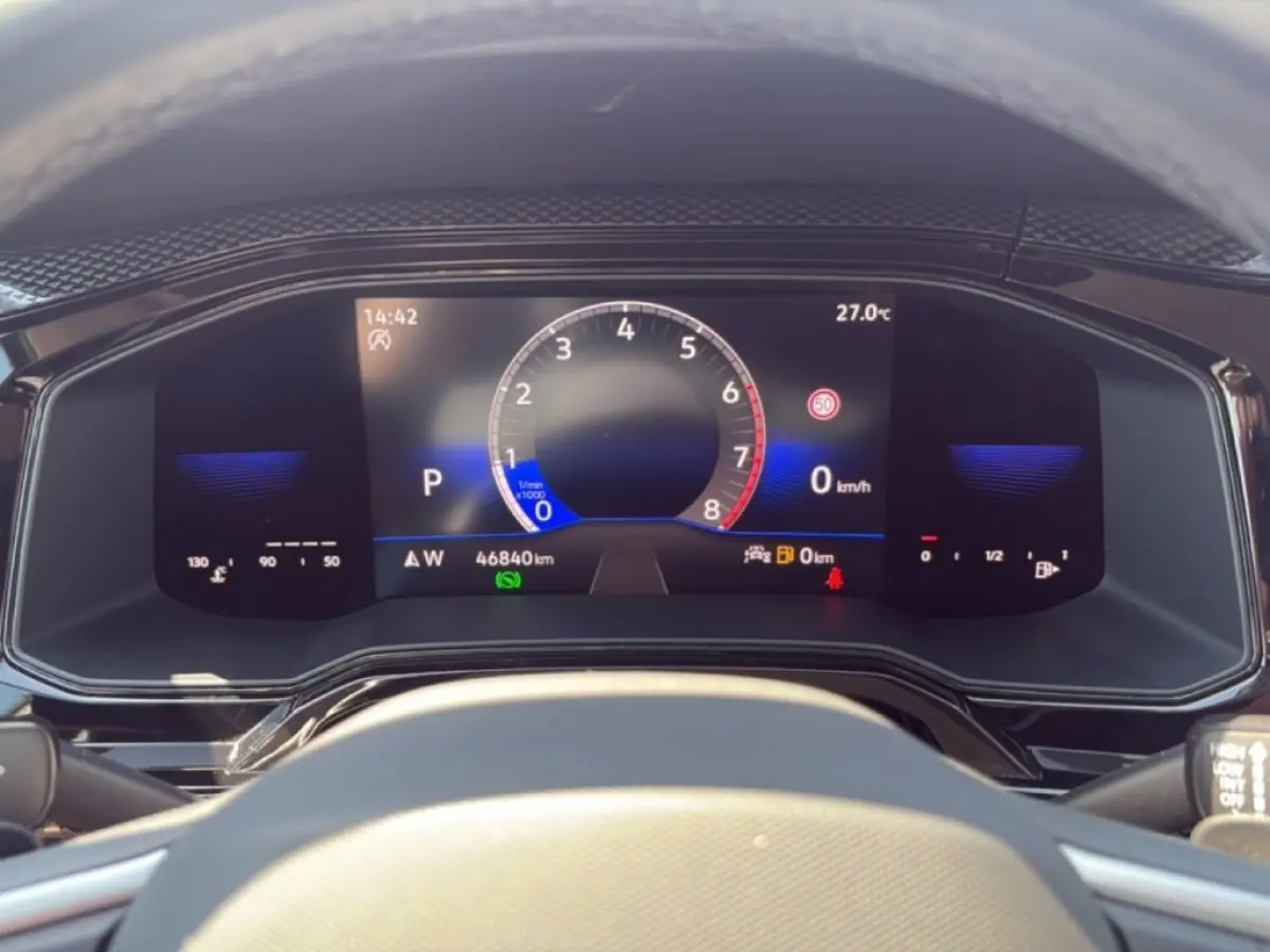 1.0 TSI DSG LIFE AFN.TREKHAAK/PDC/DIG-DASH/LED/STOELVERW/NAVI/CARPLAY