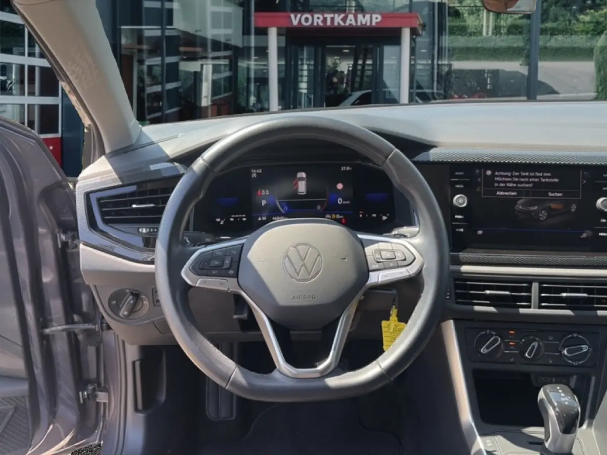 1.0 TSI DSG LIFE AFN.TREKHAAK/PDC/DIG-DASH/LED/STOELVERW/NAVI/CARPLAY