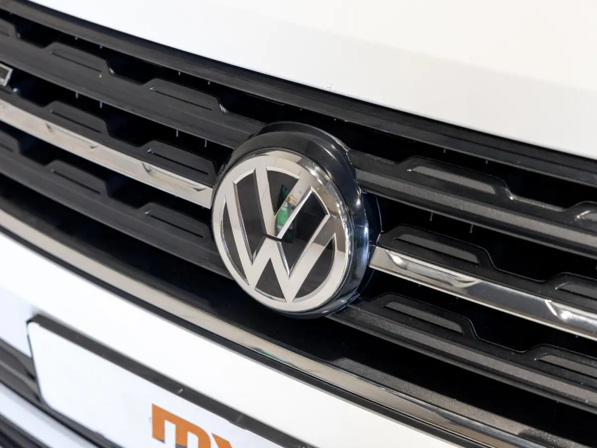 1.0 TSI Style Business R line 116pk / Navigatie / Stoelverwarming / Adaptieve cruise control / Apple carplay / Airco / Klimaatregeling /