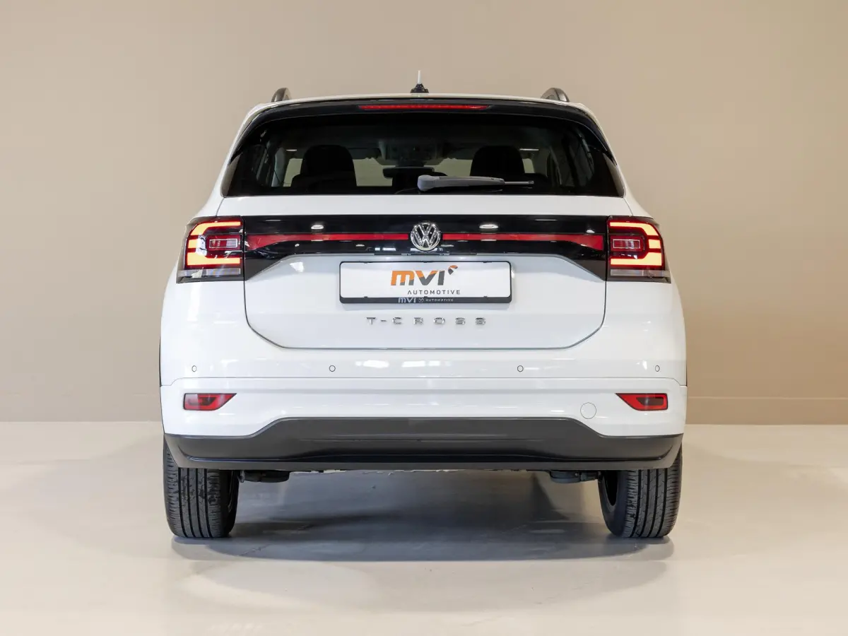 1.0 TSI Style Business R line 116pk / Navigatie / Stoelverwarming / Adaptieve cruise control / Apple carplay / Airco / Klimaatregeling /