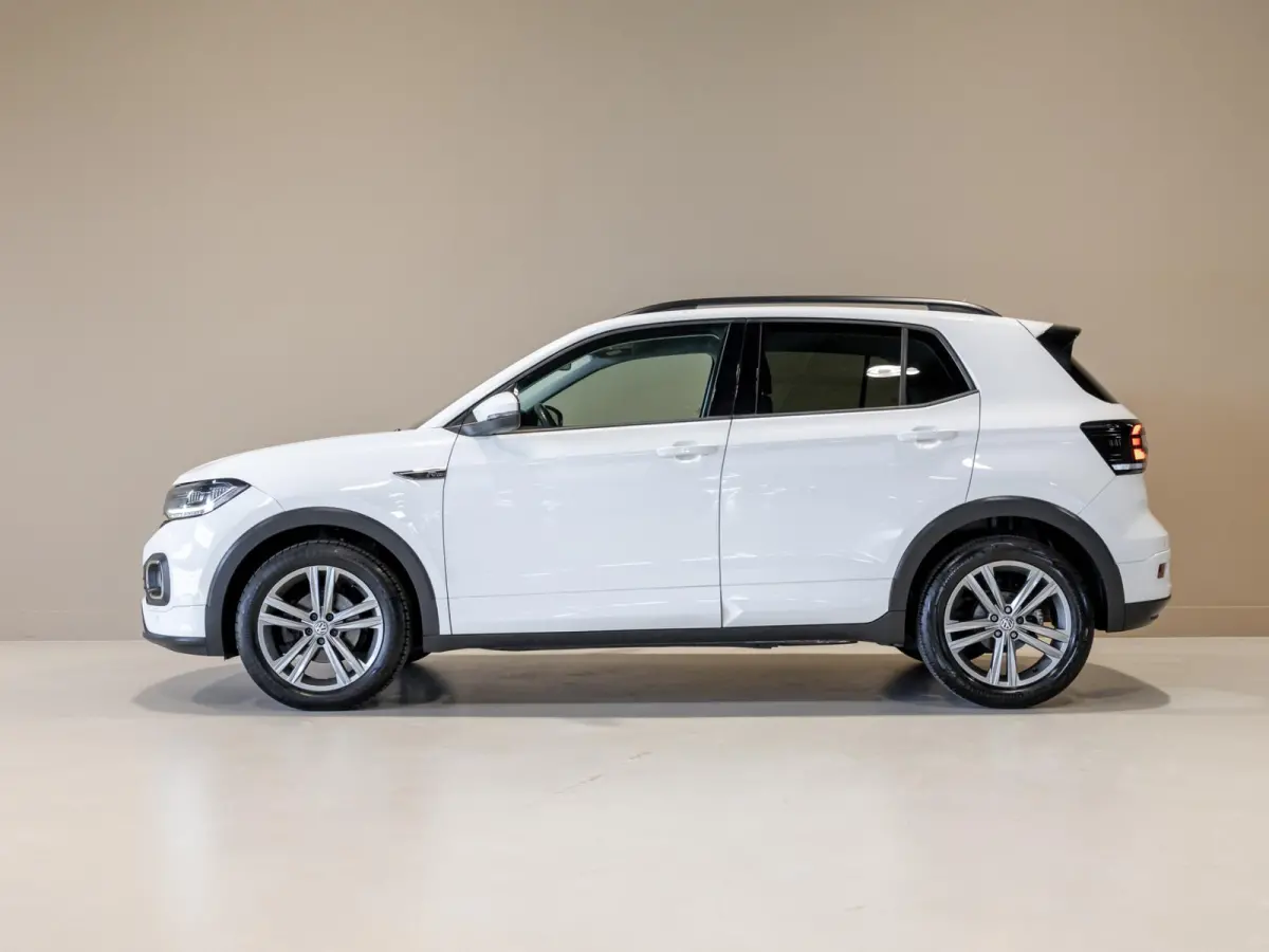 1.0 TSI Style Business R line 116pk / Navigatie / Stoelverwarming / Adaptieve cruise control / Apple carplay / Airco / Klimaatregeling /