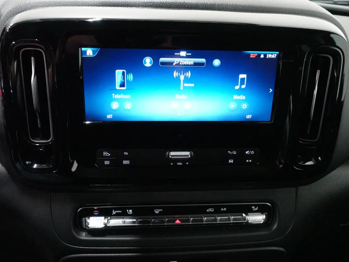 114 CDI L2 Select Automaat Dubbele Cabine NM Airco Apple Carplay/ Android auto Trekhaak Achterklep Parkeersensoren