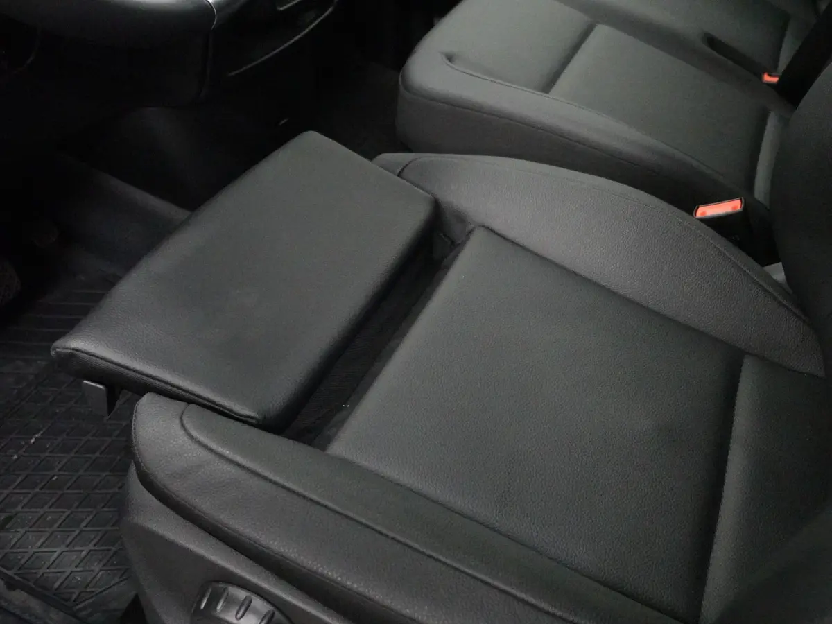 114 CDI L2 Select Automaat Dubbele Cabine NM Airco Apple Carplay/ Android auto Trekhaak Achterklep Parkeersensoren