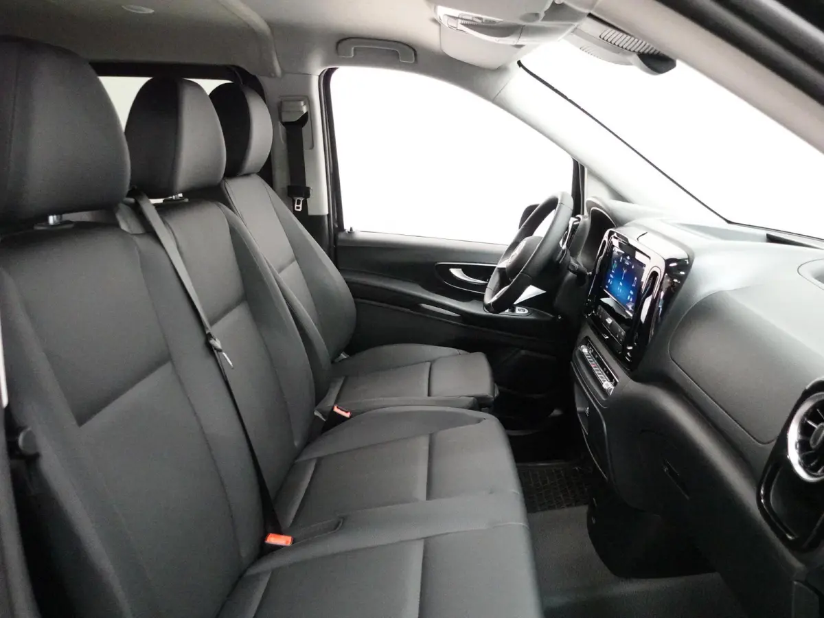 114 CDI L2 Select Automaat Dubbele Cabine NM Airco Apple Carplay/ Android auto Trekhaak Achterklep Parkeersensoren