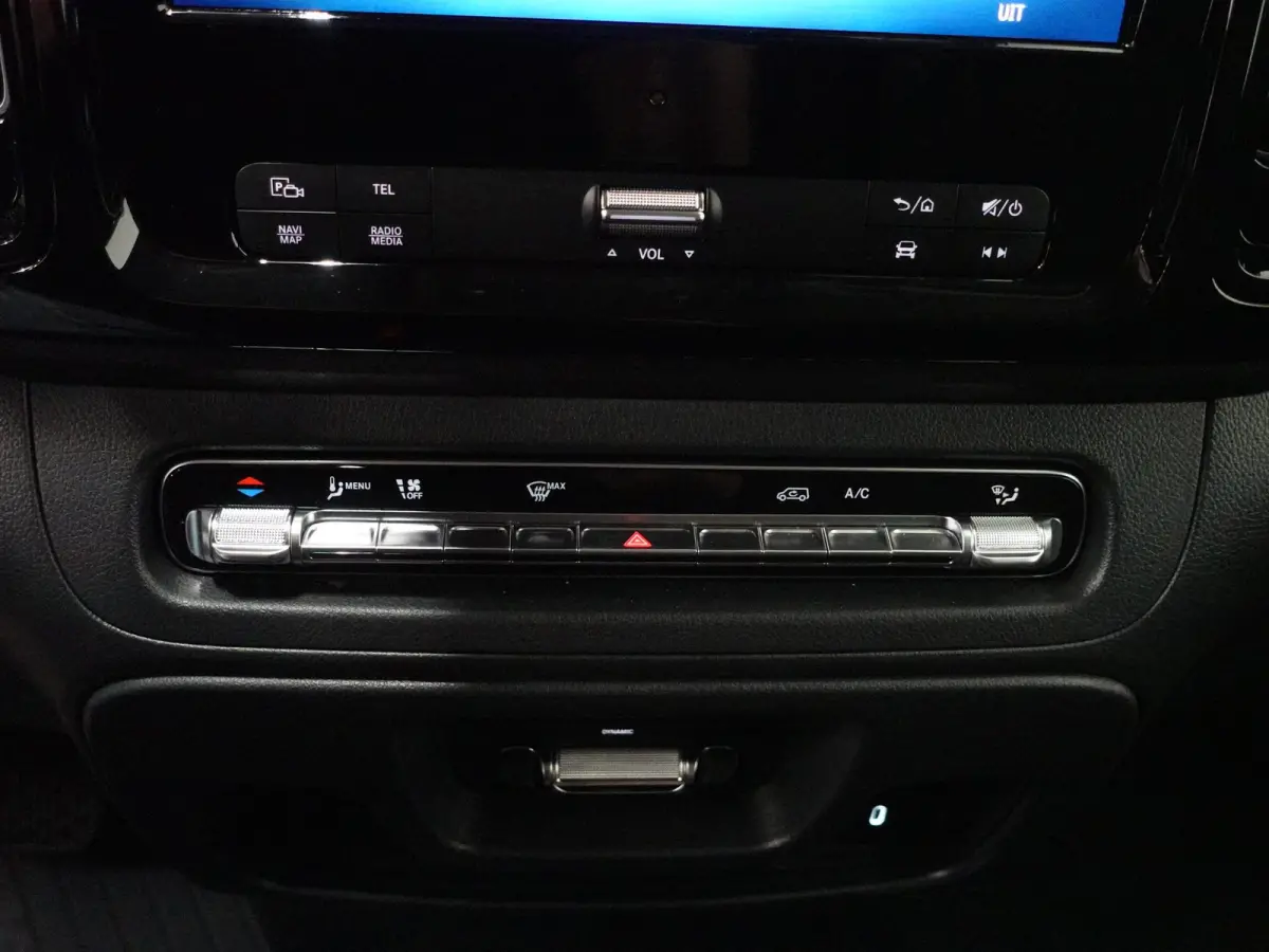 114 CDI L2 Select Automaat Dubbele Cabine NM Airco Apple Carplay/ Android auto Trekhaak Achterklep Parkeersensoren