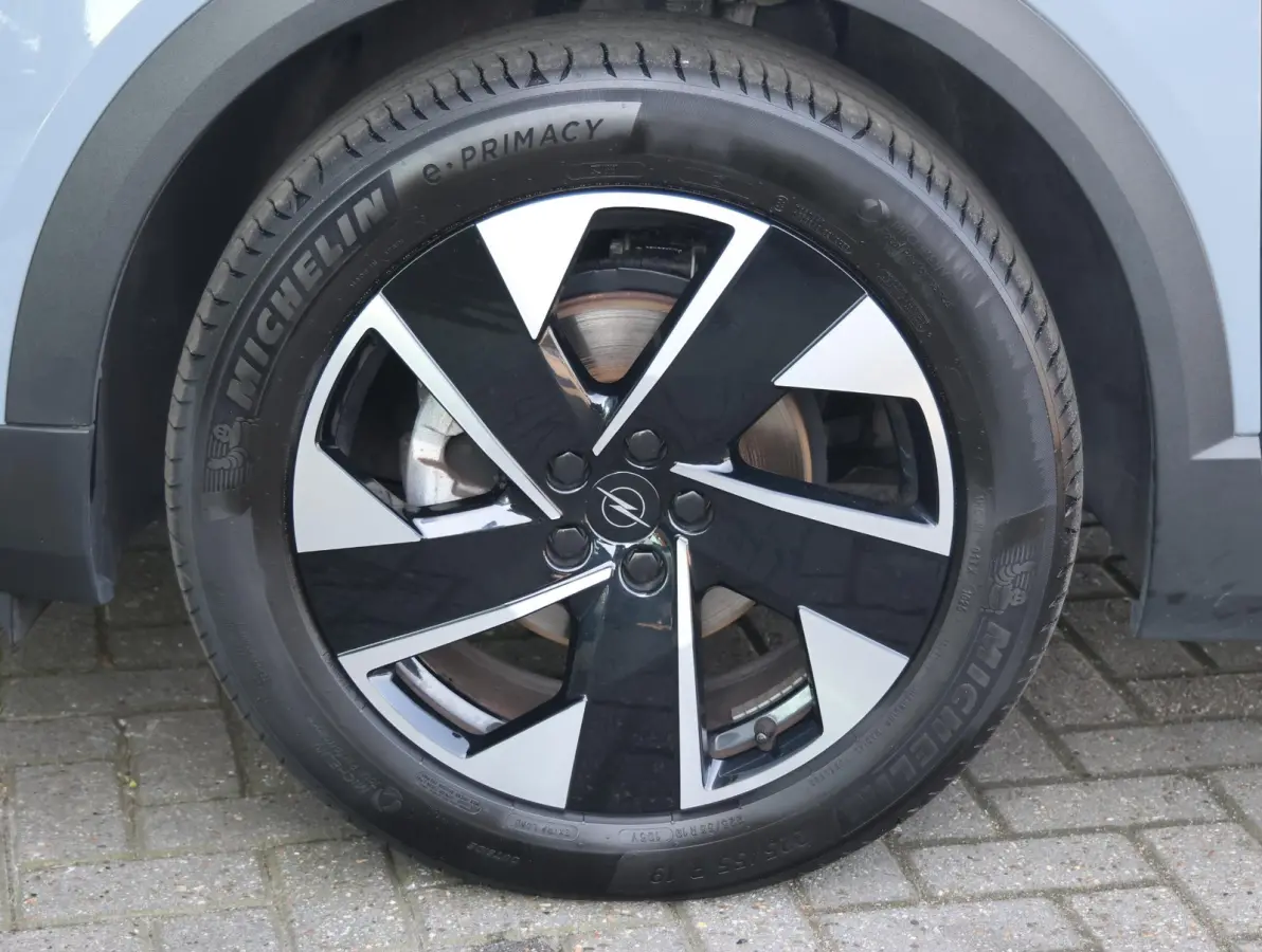 1.2 Turbo Hybrid GS 1ste Eigenaar | Camera 360* | Head-up display | Stoelverwarming | Stuurverwarming | Apple Carplay & Android Auto