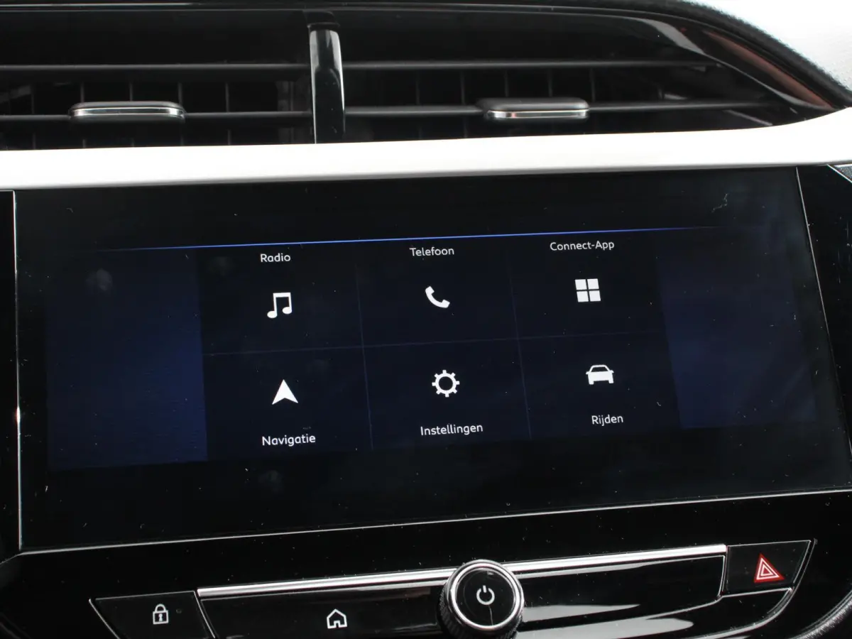 1.2 Turbo 100pk GS Nieuw model! Navigatie Apple Carplay/Android Auto Digitale Cockpit Airco Camera Parkeer sensoren V+A Cruise Control Lichtmetalen Velgen Dab