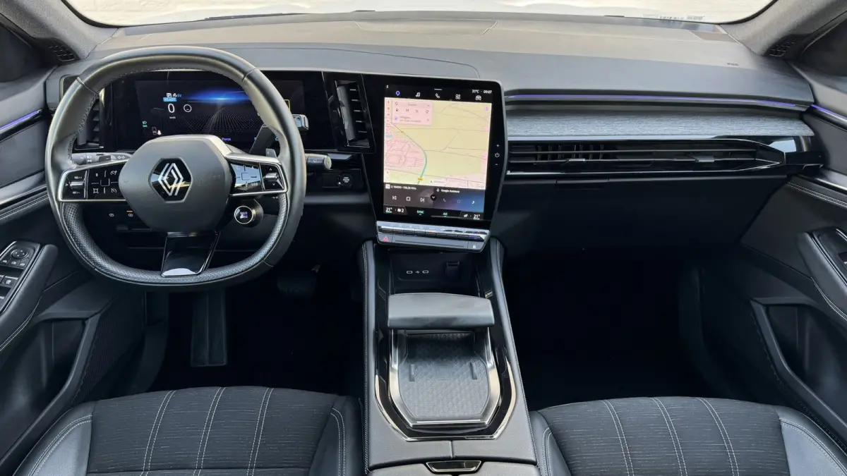 1.2 E-Tech full hybrid 200 Camera Navi Carplay Clima Sfeerverlichting